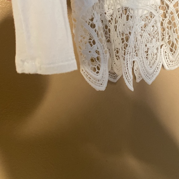 Light weight open cardigan. White with lace bottom. Soft and feminine. Size S. - Picture 2 of 5